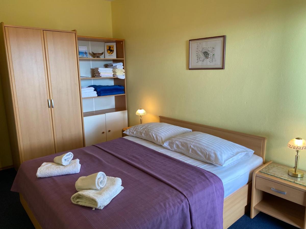 Family Apartments Vesna- 100 M Beach -Center Crikvenica Exterior foto